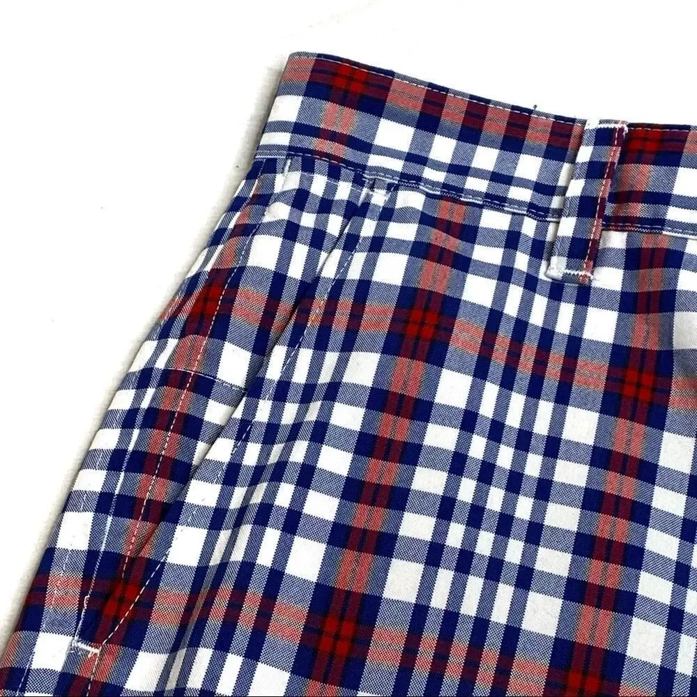 Izod red, white and blue plaid performance golf shorts size 34